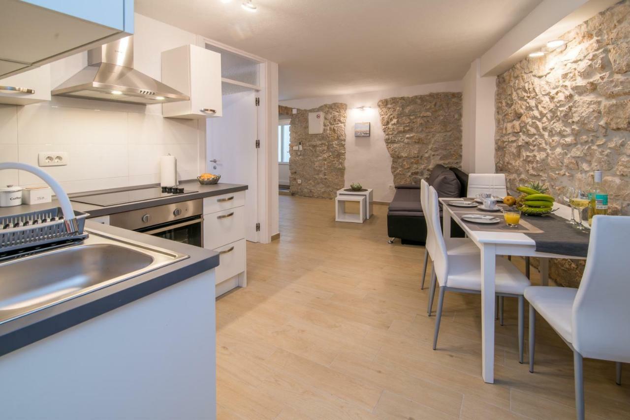 Apartments Tara Врбник Экстерьер фото