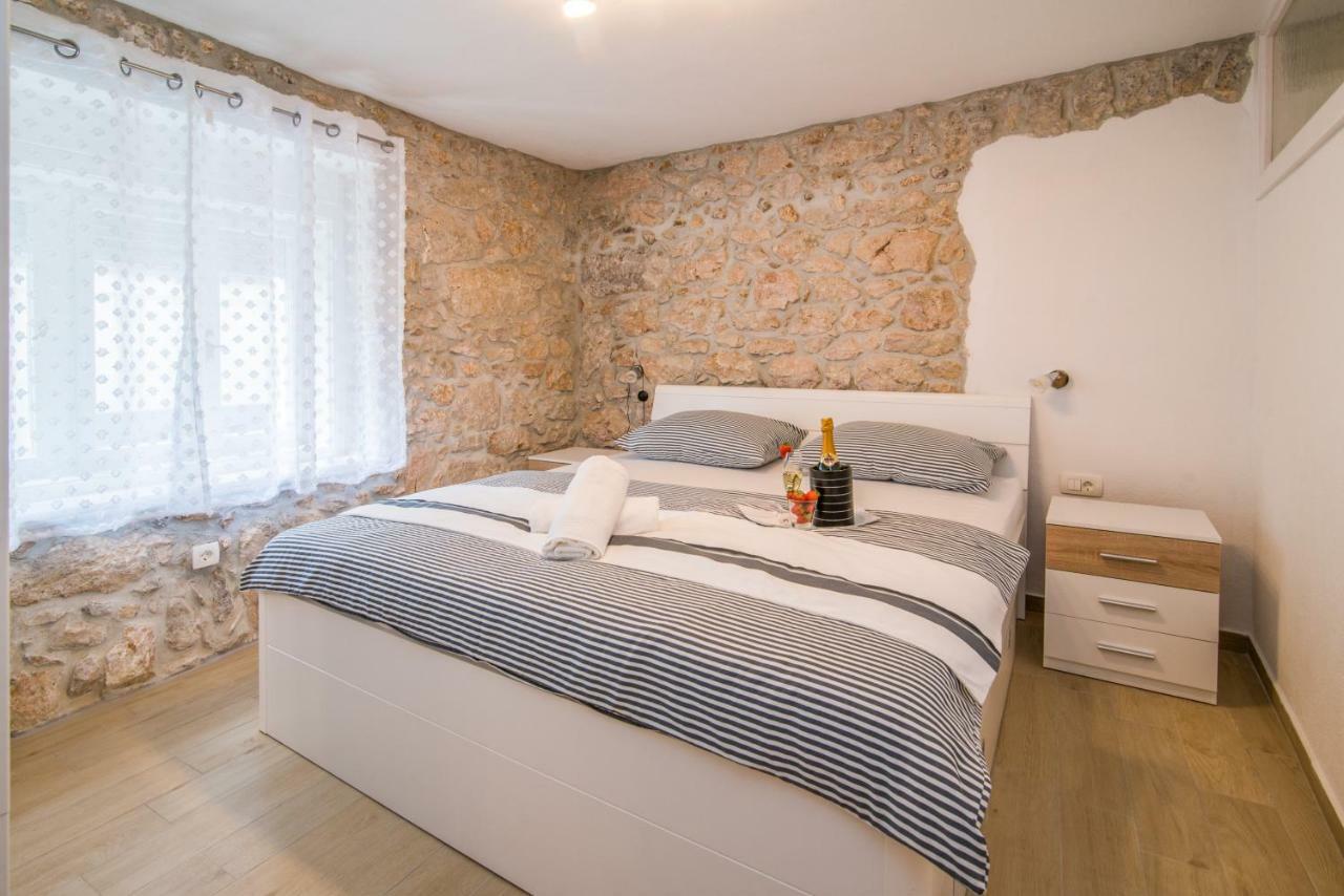Apartments Tara Врбник Экстерьер фото