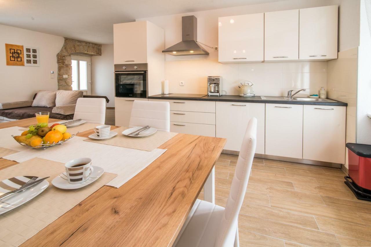 Apartments Tara Врбник Экстерьер фото